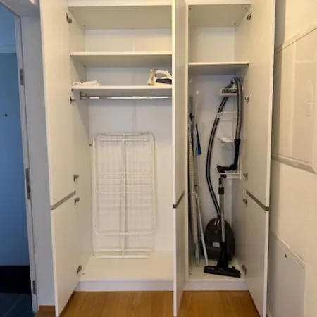 Modern 1br With In Trendy Area - West 10